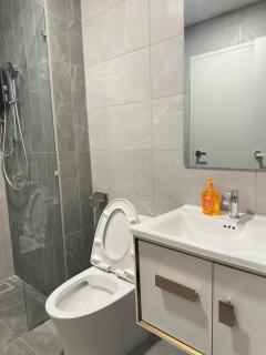 Private family service suite 2613A1BR at Majestic Residence - 3