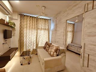 Thane's First Hidden door studio - Hiranandani Estate - 0