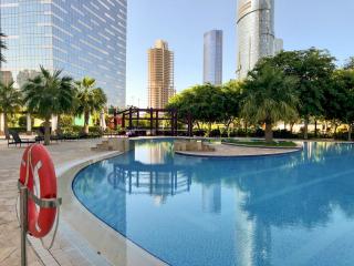 Stylish 1BR Apt in Gate Tower 3 - 3