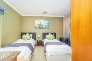 Pecanwood Retreat - Pecanwood Golf Estate - Hartbeespoort - 4