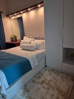 Elysian Blue Suites - Santorini Resort Negombo - 4
