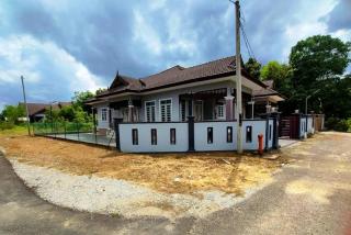Adyan Homestay Terengganu - 0