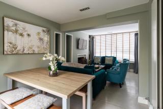 Stylish 4-Bedroom Townhouse in the Heart of Bath - 0