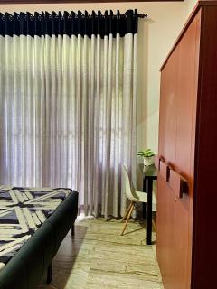 Ski Villa, Modern Calm and Cozy Lakeside Villa Rooms Anuradhapura City Sri Lanka - Anuradhapura - 1