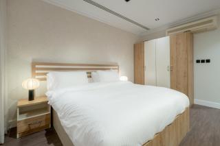 Luxurious Olaya Residence - 7