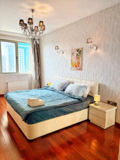 Cozy Apart in Center - 0