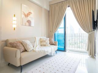The Luxe KLCC by Infinitum - Deluxe Triple Room A with Sofa-Bed - 7