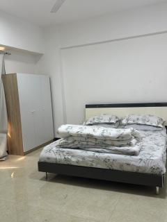 Ghala apartment near airport free Wifi - 3