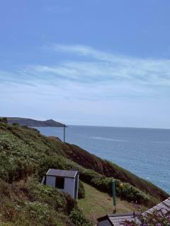 Cliff top chalet with stunning ocean views - Antony - 2