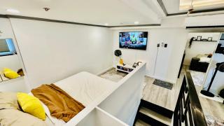 Loft & Lounge Suite - 3