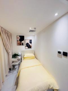 Vogue Inn Abu Dhabi - 1