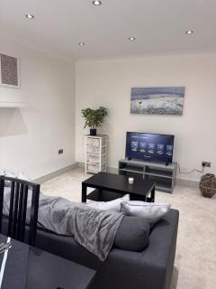 3 Bedrooms - Central Flat - 9