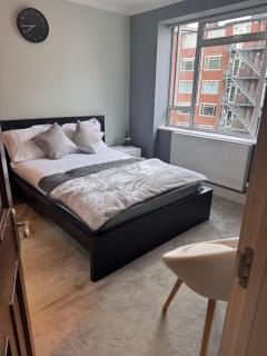 3 Bedrooms - Central Flat - 4