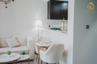 Queens Estate Vacation Homes - Merano Tower, Business Bay - 3
