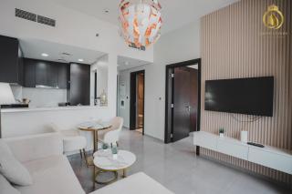 Queens Estate Vacation Homes - Merano Tower, Business Bay - 1