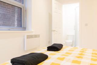 Radstock Road - Room 1a - 5