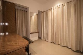 Hotel Crystal Palace Near US Consulate Bandra Kurla Complex Mumbai Near Mumbai Airport Mumbai - 2