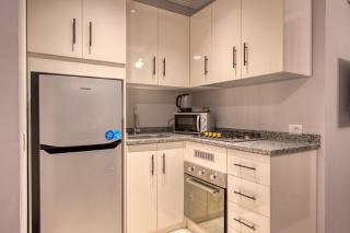 Travelholic Residence Near Mivida - 2