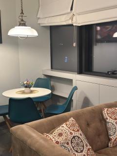 New Stylish 1 BR apartment in Axis Towers - 2