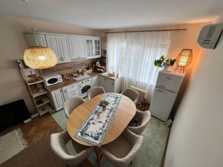 Lovely cozy vintage apartment - Kyustendil - 3