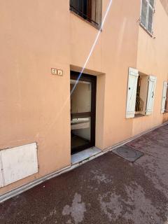 Charmant studio avec mezzanine au cœur de Antibes - 9