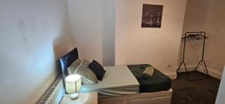 OG Stays VI- Free Wifi, Free Parking, 5mins walk to city center - 5
