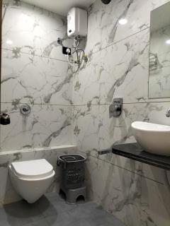 Hotel Paris Plaza - 5