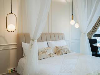 The Luxe KLCC by Infinitum - Deluxe Double Room B with Staircase - 7