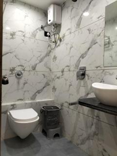 Hotel Paris Plaza - 8