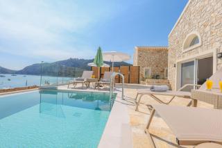 D & G Private Villas - 1