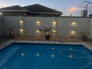 Sunbird Poolhouse - 5