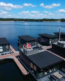 Houseboat Marina Mookerplas with Rooftop Terrace | 4 - 6 people - 2