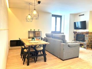 Apartament encantador amb llar de foc by RURAL D'ÀNEU - 0
