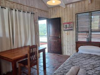 Wilderness Views - Clermont Cottage - 7