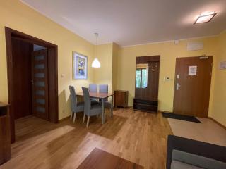 Apartament z ogródkiem, basen, garaż, rowery Willa 4 Pory Roku - 2