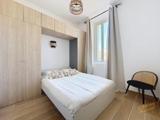 Beachfront - Luxury - Air conditioning - Corniche Kennedy - Les Frères de la Loc' - 6