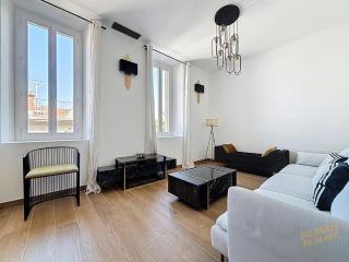 Beachfront - Luxury - Air conditioning - Corniche Kennedy - Les Frères de la Loc' - 8