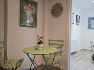 Cozy Pod - Northumberland Park - North London - 4