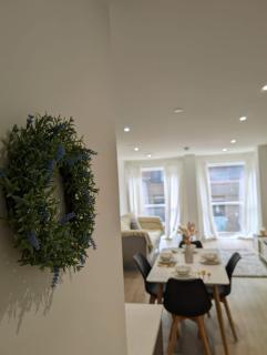 Leeds Arena Luxury Appt - 8