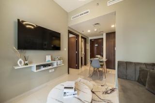 Airstay - Cozy 1BR - Canal View - Business Bay - Monthly Offer Available - 4