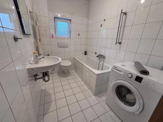 Flat for 6,best price for month, best for workers - 5