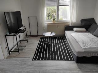 Flat for 6,best price for month, best for workers - 6