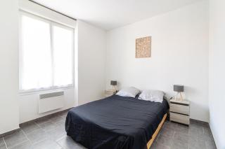 New Appt lumineux Tout équipé Quartier central - 3