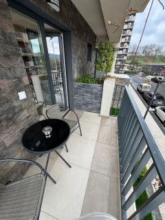 Iassy Airport Luxury Apartments with Parking - 2