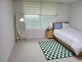 Nakgae Station 5 minutes away 68 pyeong -  - 5