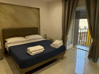 Parthenope House - 4