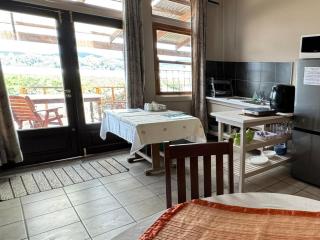 Merwenstein - Farm House, Cottages, Studio-Units - 8