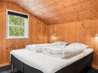 Holiday Home Troen - 3-8km from the sea by Interhome - 5