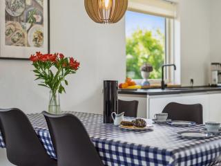 Holiday Home Henric - 500m from the sea by Interhome - 3