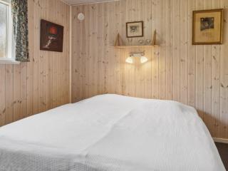 Holiday Home Fenja - 1-2km from the sea by Interhome - 1